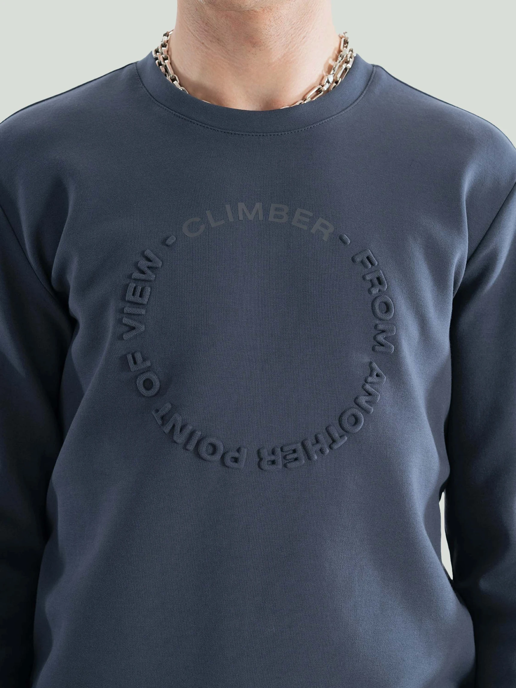 Тёмно-серый свитшот — Одежда — фото 4 — CLIMBER B.C.